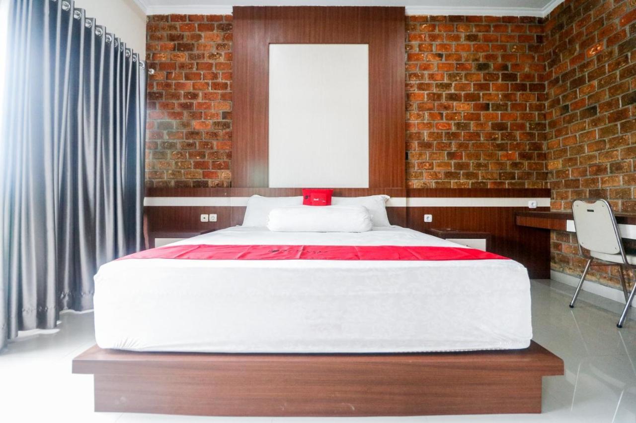 Reddoorz Plus Near Kualanamu Airport Medan Eksteriør bilde